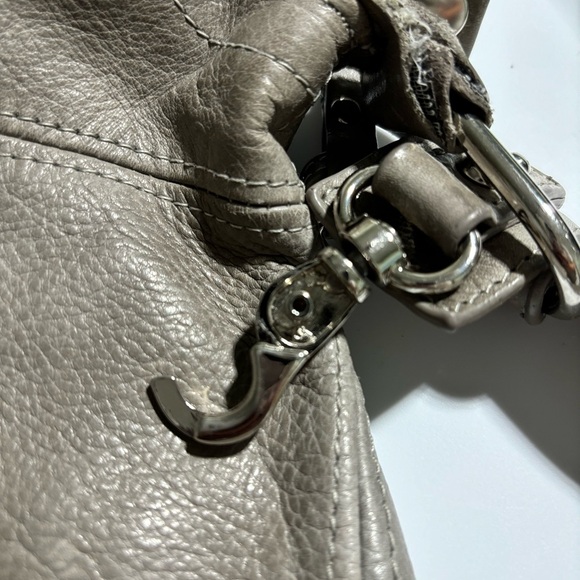 Sabina New York Grey Leather Saddle Bag - Picture 10 of 12